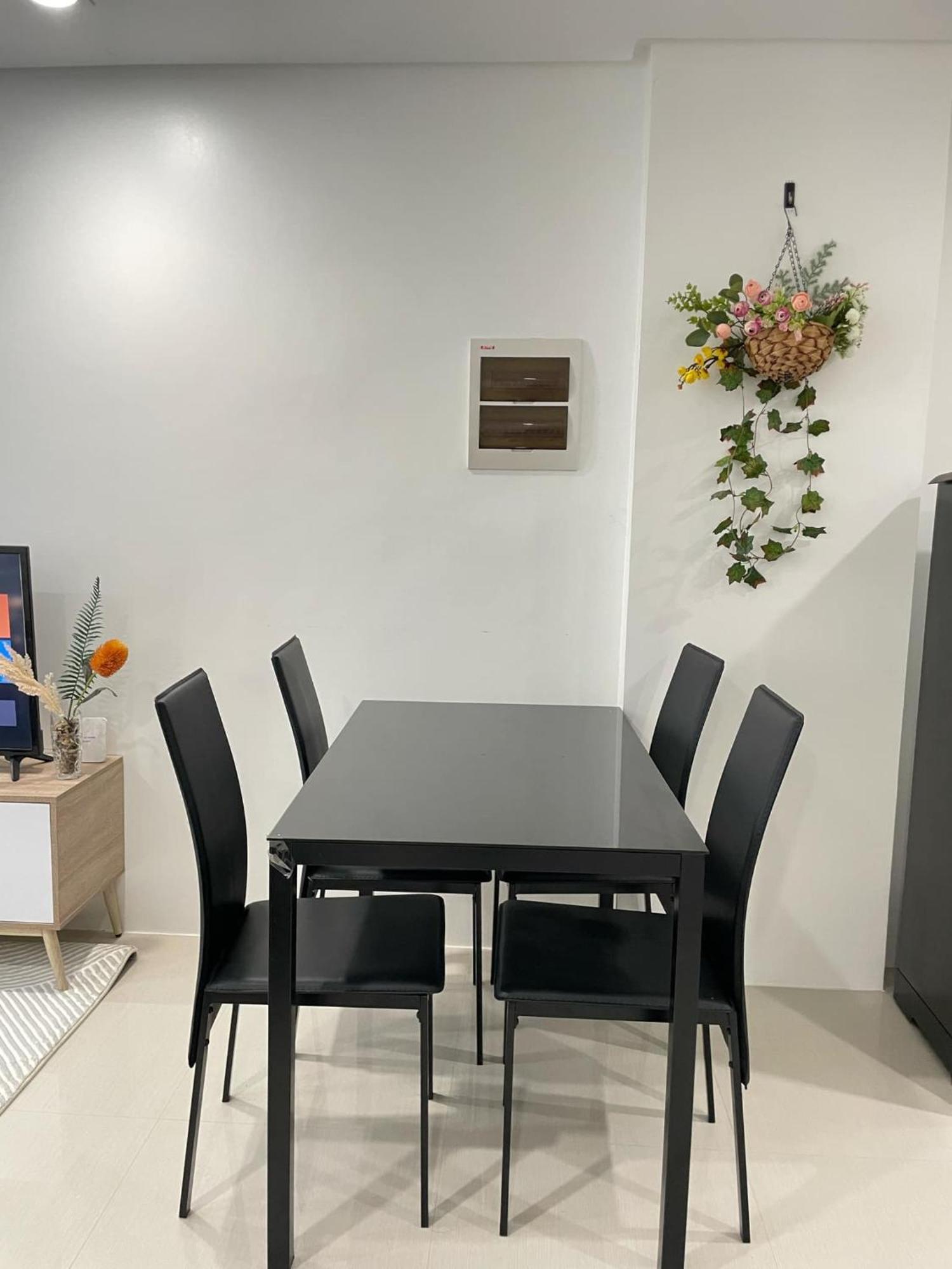 1 Bedroom Unit At One Pontefino Tower Batangas Exterior foto