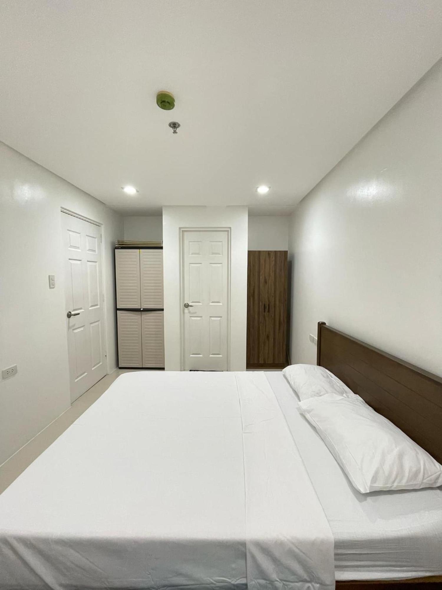 1 Bedroom Unit At One Pontefino Tower Batangas Exterior foto